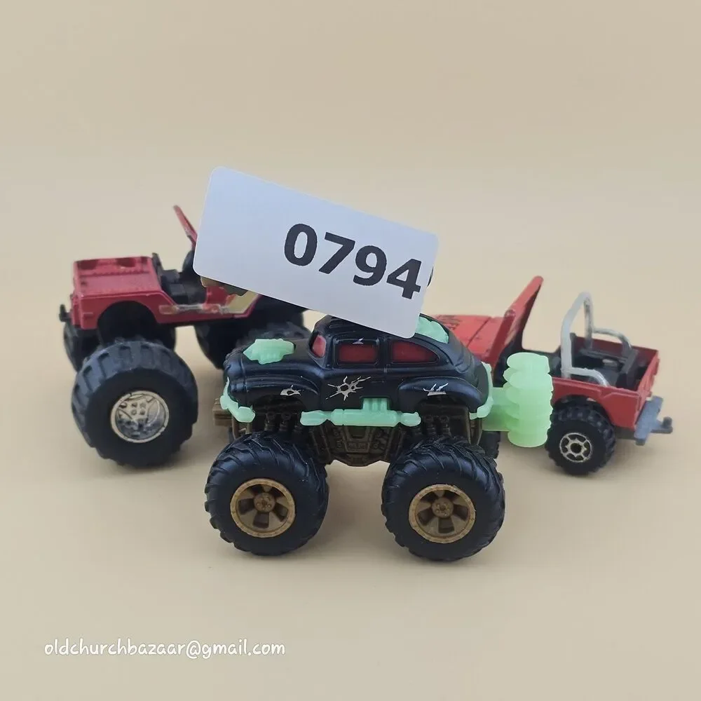 Vtg Lot Of 3 1990's Diecast Monster Trucks Jeep Cars Multi-Color Collectible Toy